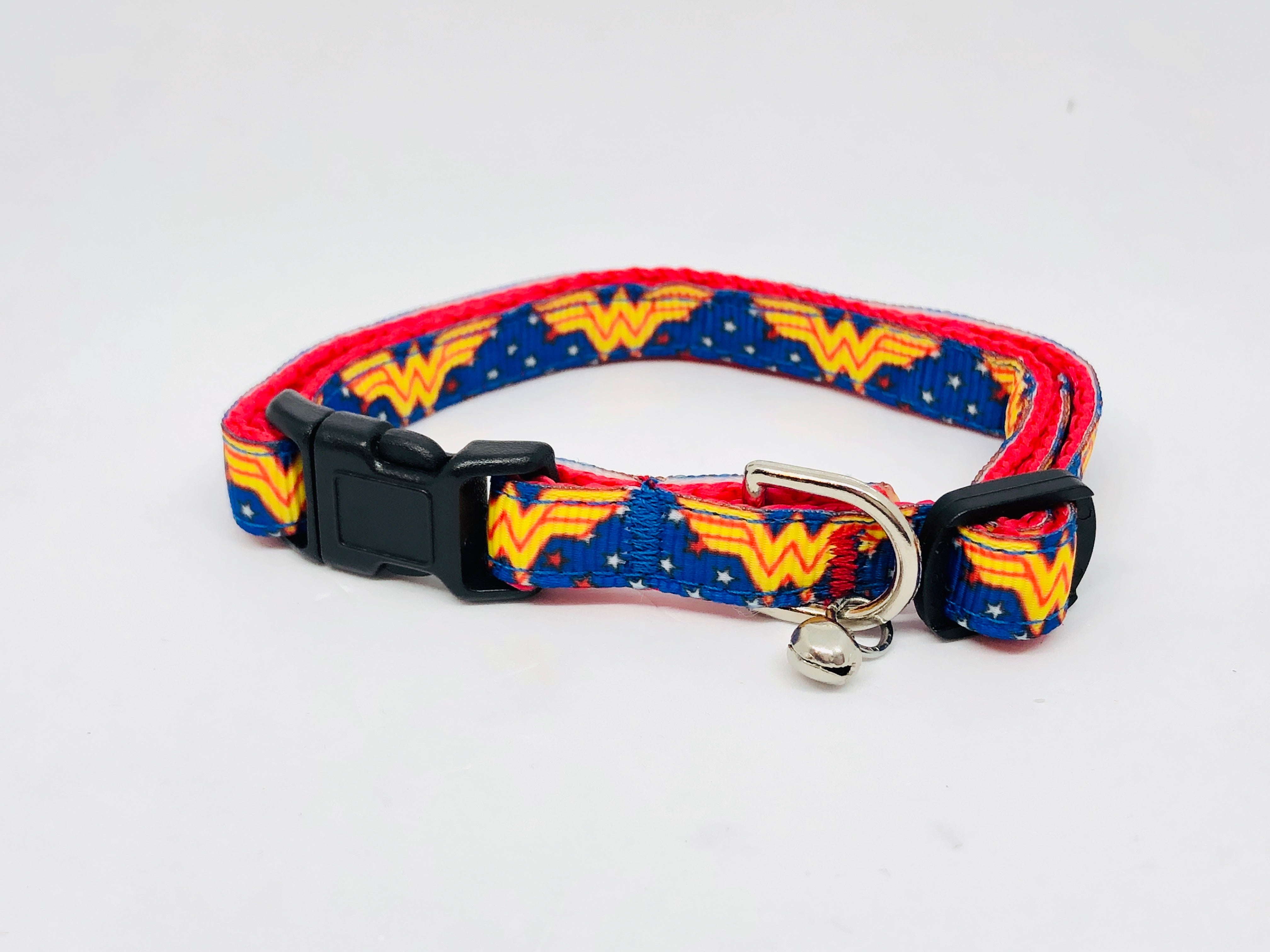 Wonderwoman cat collar dc breakaway